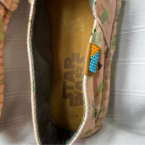 Ubuntu x Star Wars Grogu The Child Afridrilles Slip-On Shoes 7.5 Wide - Picture 8 of 13